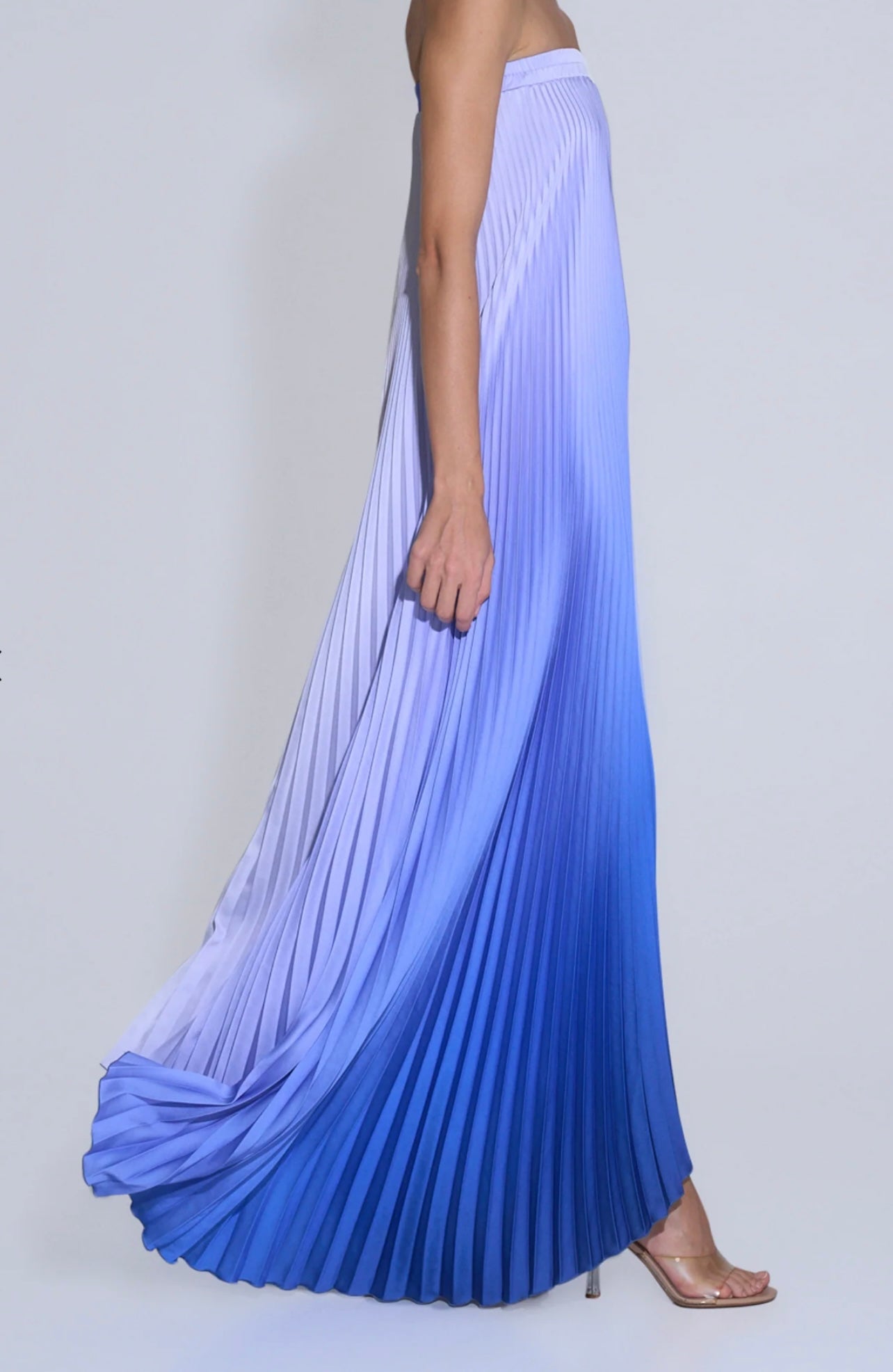 Bisous Strapless Gown