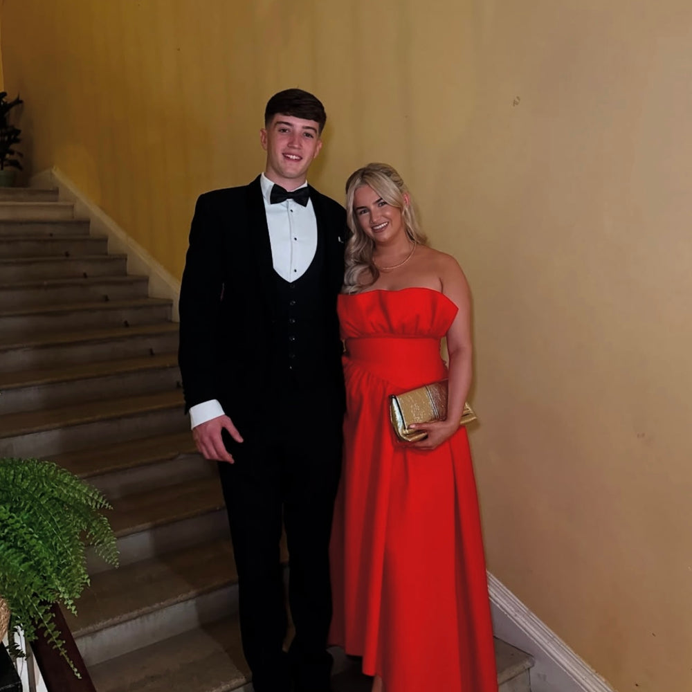 Laurel Dress – Darlo Rentals