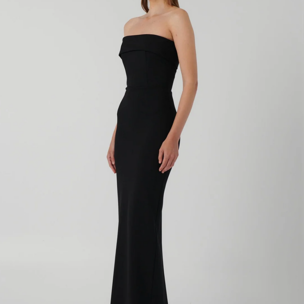 
                      
                        MONROE GOWN - BLACK
                      
                    